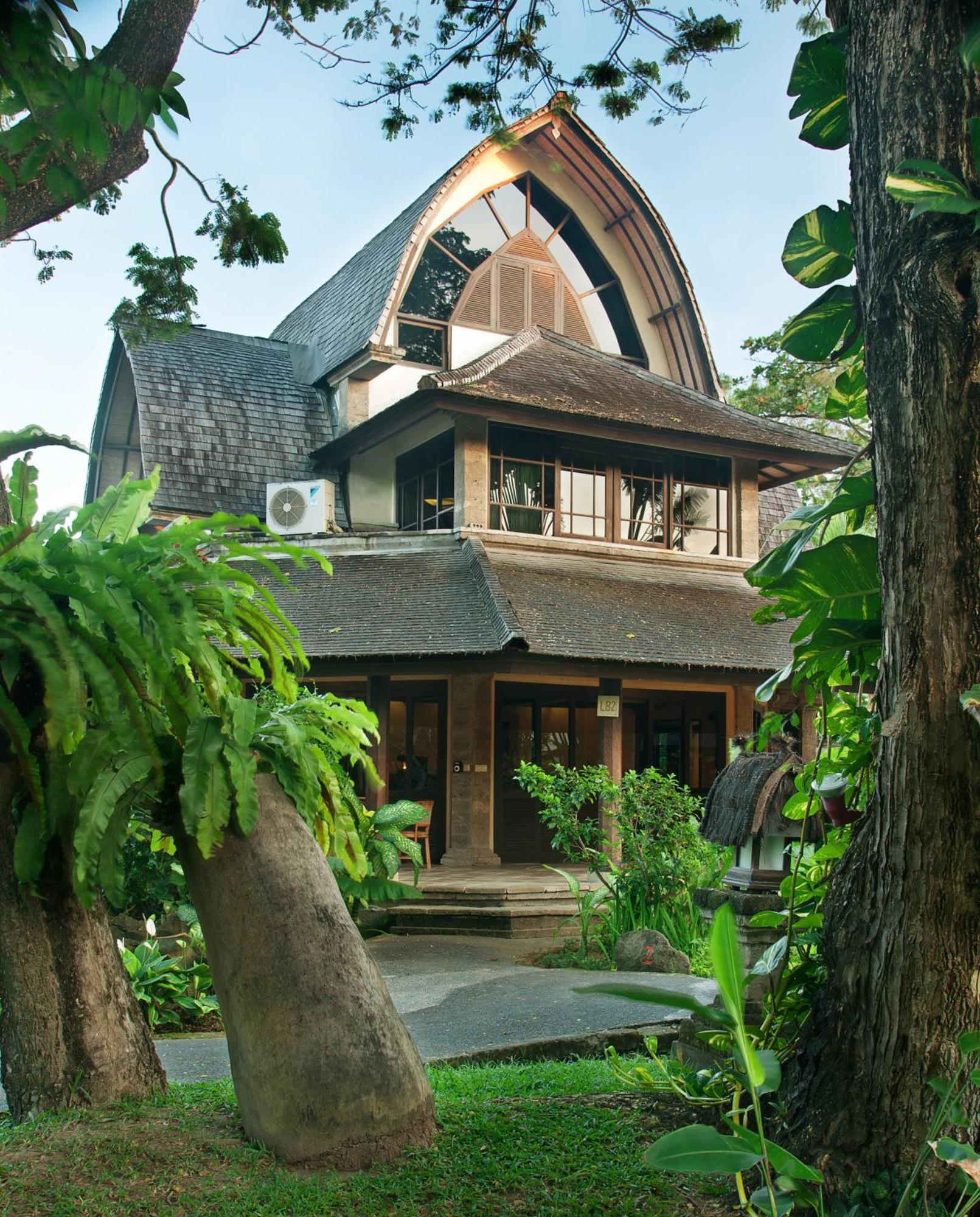 Lumbung Resort